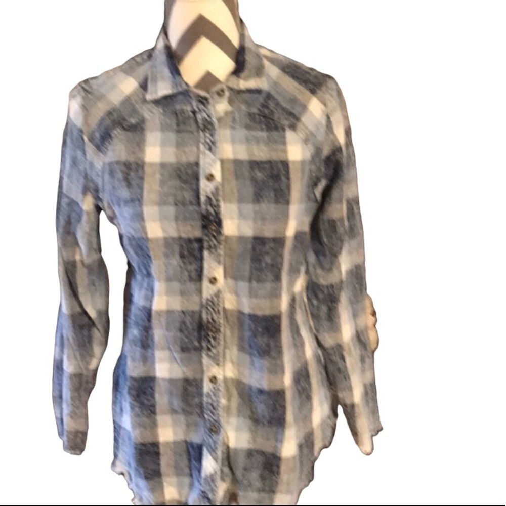 Ethyl Button Shirt SMALL Blue & White